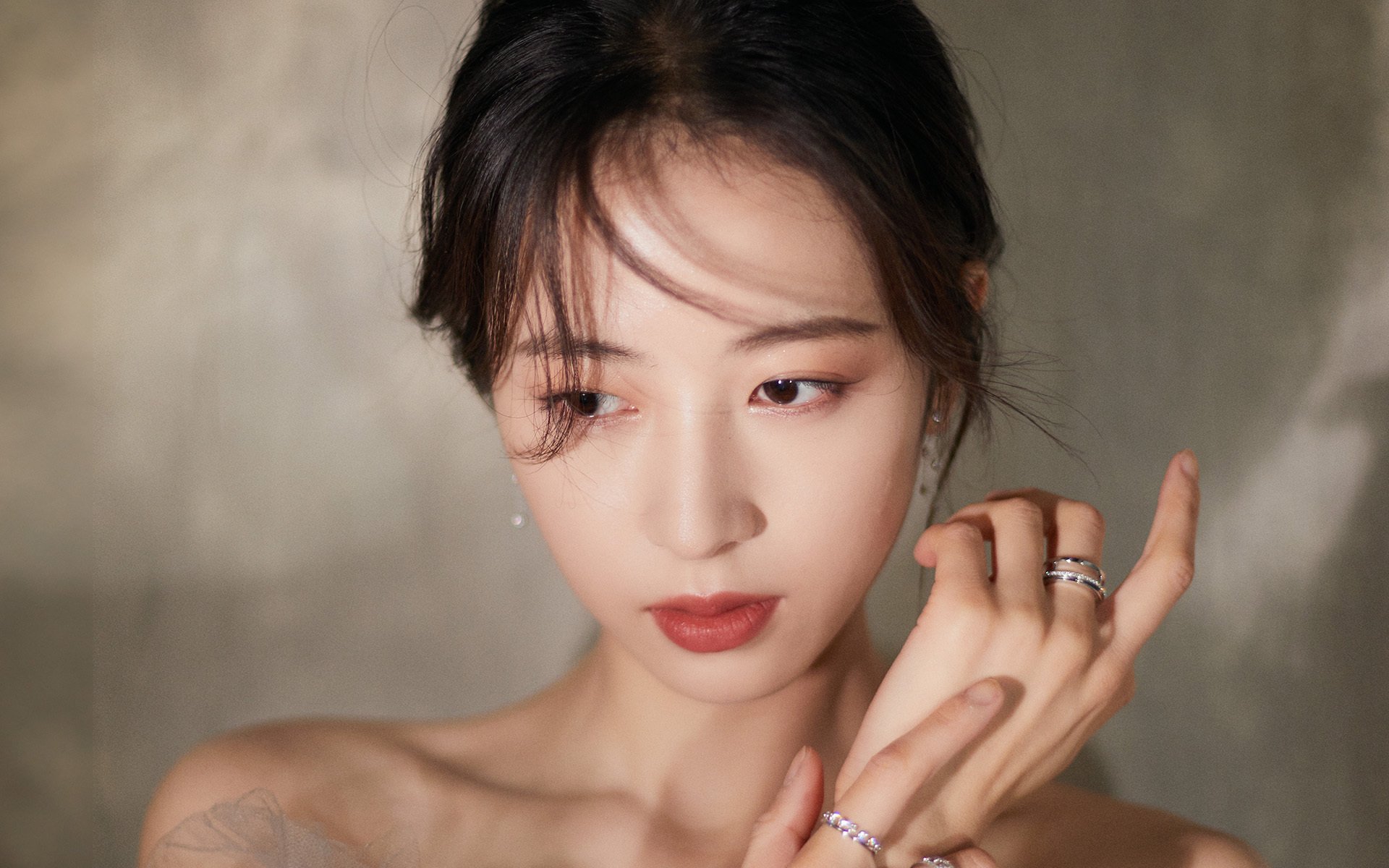 双面王座，克莱的利刃与灰熊的獠牙