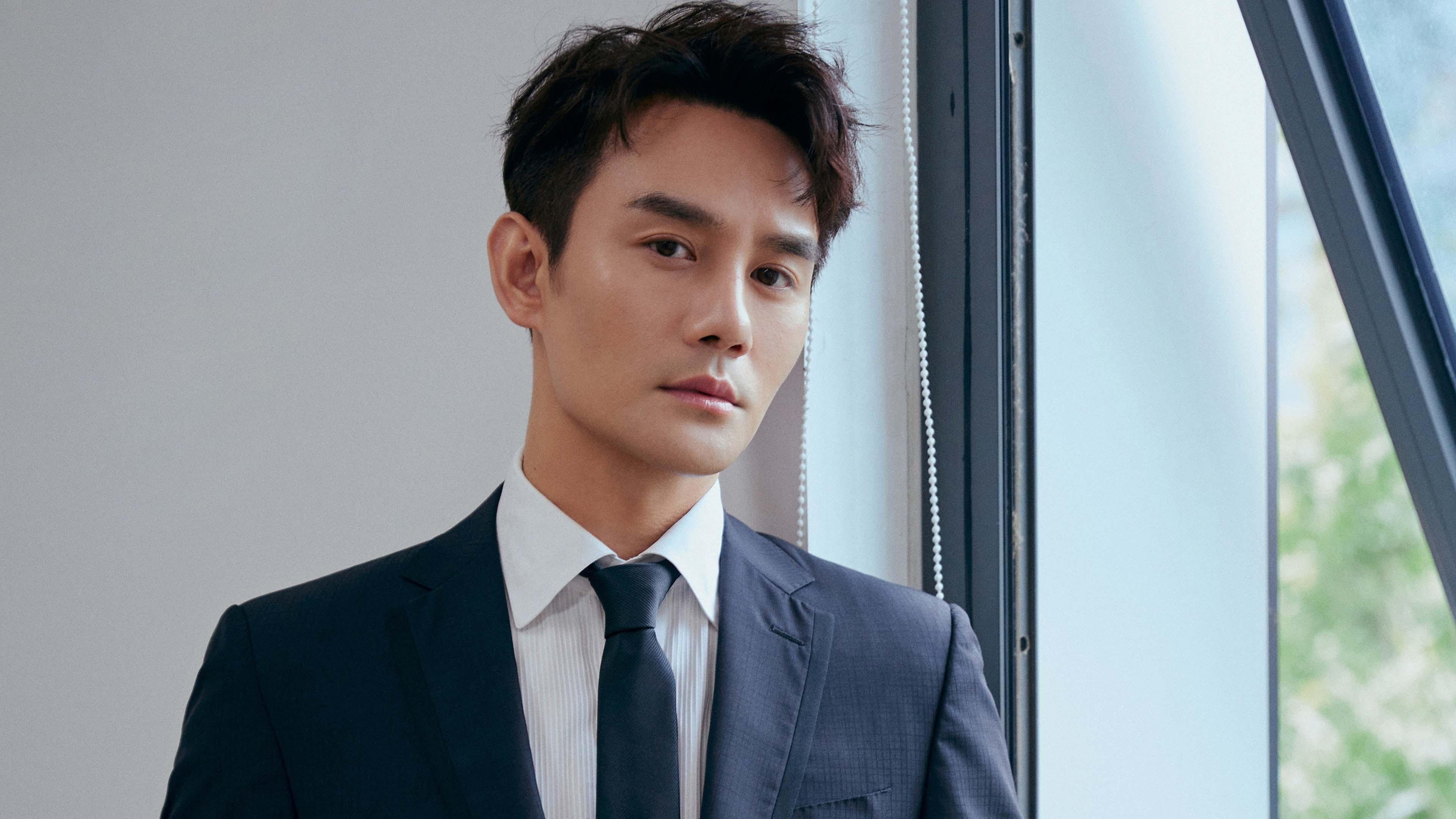 当假日成为庆典，霍勒迪先生的大场面宣言