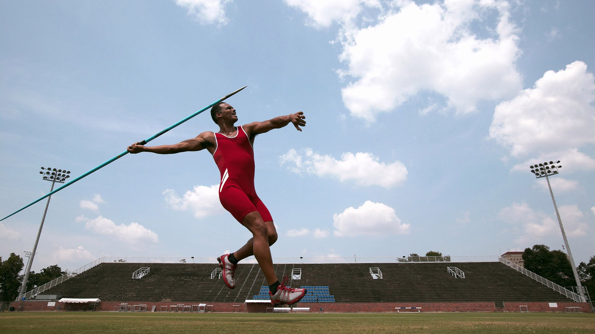 跨界王冠,当NBA的狂野席卷亚平宁